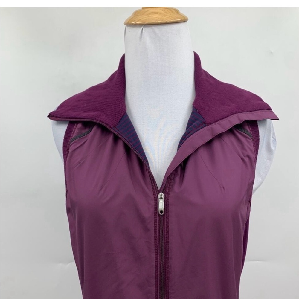 lululemon athletica Plum Purple Sleeveless Zip Vest - Picture 3 of 11
